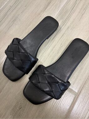 Woven Black Slide Sandals for Women